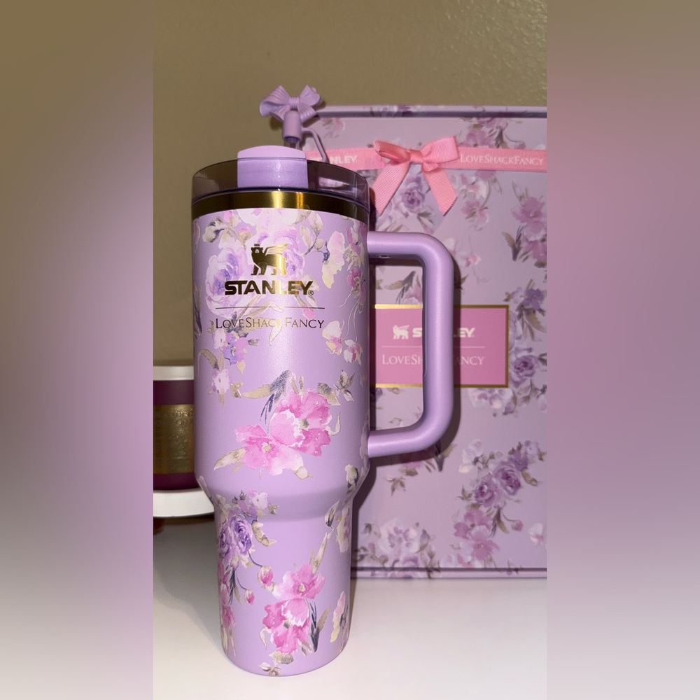 *SOLD* Stanley x LoveShackFancy 40oz Happy Thoughts